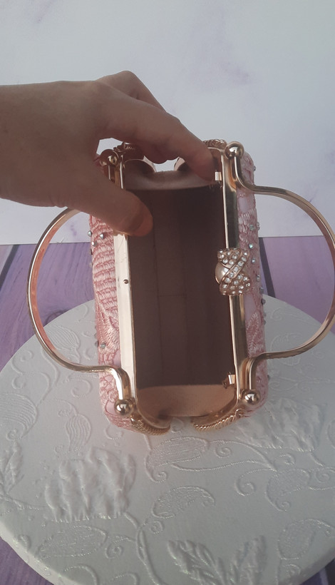 کیف کلاچ صورتی دخترونه با پارچه گیپور